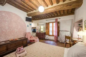 The Yellow House of Buonconvento - Image 3