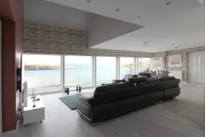 Ferrypoint House - Image 3