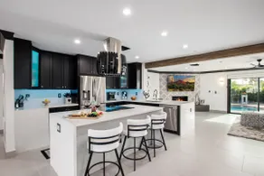 Modern Roose-Private Pool-In Old Town Scottsdale - Image 4