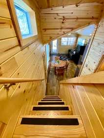 Riverfront Deluxe Cabin B - Hot Tub Access - Image 5