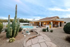 Catalina Foothills Retreat w/ Heated Pool & Spa - Image 2