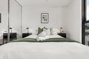Modern Melbourne Escape - Walk to the MCG - Image 4