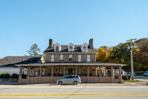 The Titlow | Historic Victorian Inn Room - Image 4
