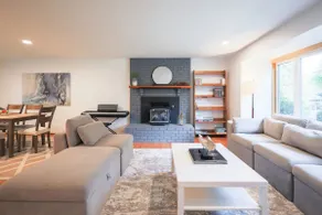 Charming and Spacious House with Relaxing Huge Deck - Image 2