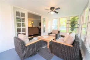 *GameRoom*Pool*2663ft²*King Bed*65” TV*1000 Mbps - Image 3