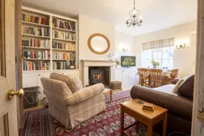 Acorn Cottage - Image 2