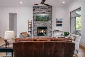 Cyclopath Bella Vista, sleeps 8, .5mi to Back 40 - Image 2