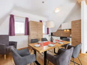 Beautiful apartment with swimming pool - Image 3