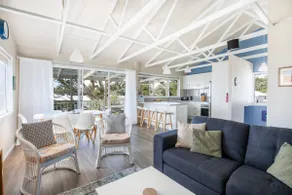 Seahaven - Pet Friendly with Ocean Views- 2 Mins to Beach - Image 4