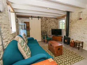 Dolwylan Barn - Image 4