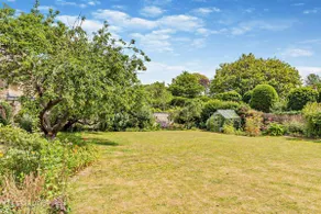 3 Bed in Burton Bradstock oc-c33542 - Image 2