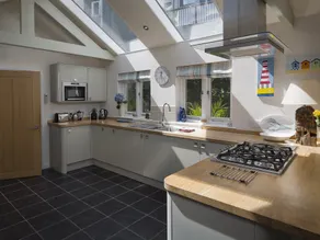 Gooder House, DARTMOUTH - Image 5