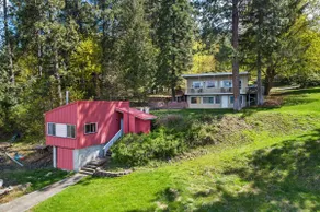Lakeside Serenity | Retro Cabin | Private Dock - Image 3