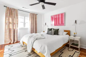 Suite Tea - 1BR/1BA Designer Gem in Prime Location - Image 2