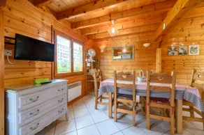 Chalet mit Terrasse und Grill | Bergblick - Image 4