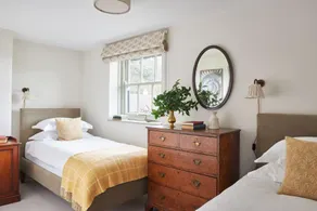 No. 2 Coastguards Cottage - Image 3