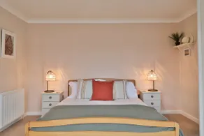 Family beach holiday home - Image 2