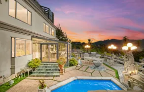 Tudor Revival Castle with Bay Views 5bd 5 bath - Image 2