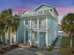 Spectacular 3br 4ba w/ Private Pool, 2 Min Walk to Beach - Sleeps 15! - Image 2