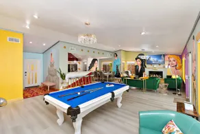 Rock N Royalty: Pool, Spa, Fire Pit, Pool Table! - Image 2