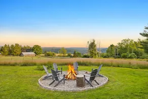 Mountain Views, Private Pond, Mins 2 Elk Mountain - Image 2