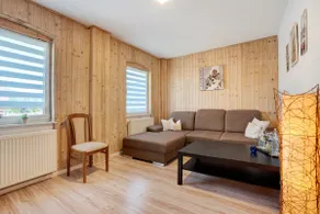 Vacation home spa center - Image 3
