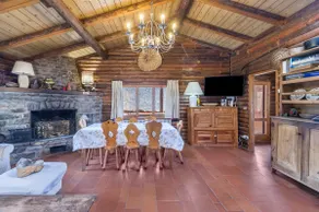 Entire villa - Image 2