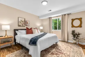 New! Spacious 1BR King Suite, Prime Location - Image 4