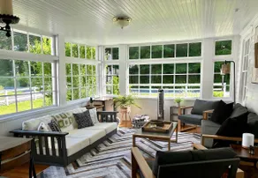 Stylish, Spotless, Ping-Pong, Gas Fireplace! - Image 2