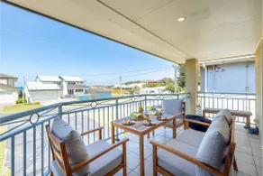 Bel Air, 8A Ocean Ave - pet friendly, water views and air con - Image 3