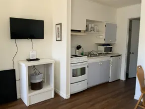 20 Castledown - Image 3