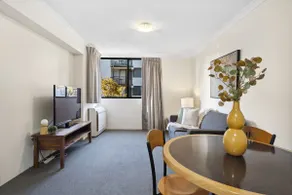 South Perth Garden Apt | Free Parking + River Walk - Image 2