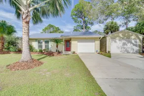 Sebastian Home w/ Screened Lanai: 8 Mi to Beach! - Image 2