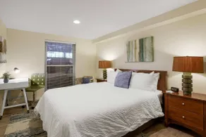The Best of Dupont With Parking and Outdoor Space - Image 3