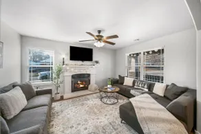 Walk to TU, 6beds, 3ba, Fire pit, grill, Ping Pong - Image 5