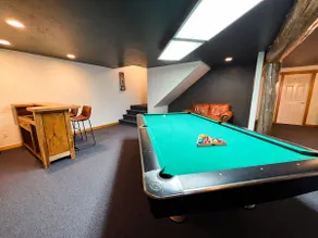 Glacier Dream Escape! 6 Bed / 4.5 Bath, Sleeps 12! - Image 3