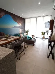 Great location with a roof garden and pool - Image 4