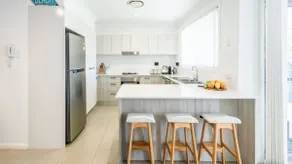 Walk to Beach/Shops+ pet friendly - Image 2