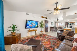 Lake View, Themed Rooms, King Beds, Fire Pit - Image 2