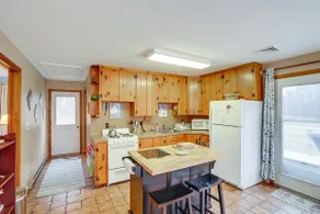 Hawley Home w/ Deck: 4 Mi to Berkshire East Resort - Image 3