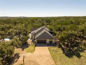 Secluded Hill Country Luxe: Vibes, Pool, Best Spot - Image 2