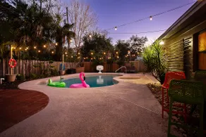 New! Saltwater Pool home, Hot Tub & Games! - Image 3