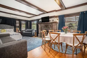 Elmwood House Berkeley - Image 2