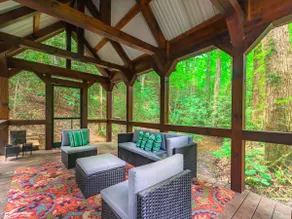Babbling Brook - 10 Minutes from Downtown Blue Ridge - Image 2