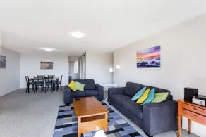 Portside, Unit 8/1 Donald Street - Image 4
