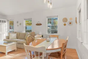 Cappawack Cottage Firepit & Private Beach Nearby - Image 2