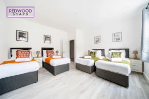 Spacious Apartment | Pet-Friendly, FREE WiFi - Image 3