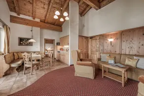 Aster Boutique Hotel Chalets Panoramic Penthouse - Image 2