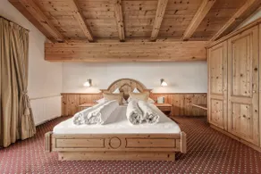 Aster Boutique Hotel Chalets Panoramic Penthouse - Image 4