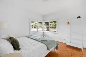 Retro 3BR Gem Near Beach and CBD, Mibnb - Image 4